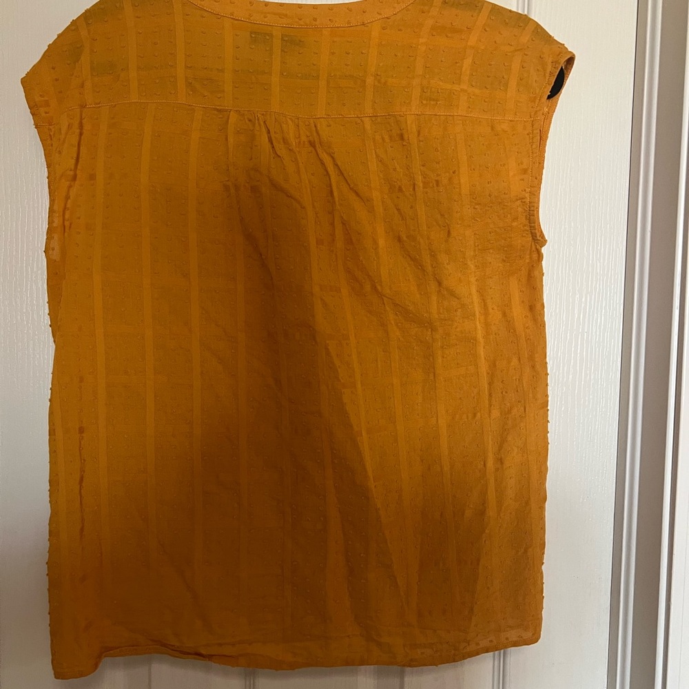 Mod cloth top